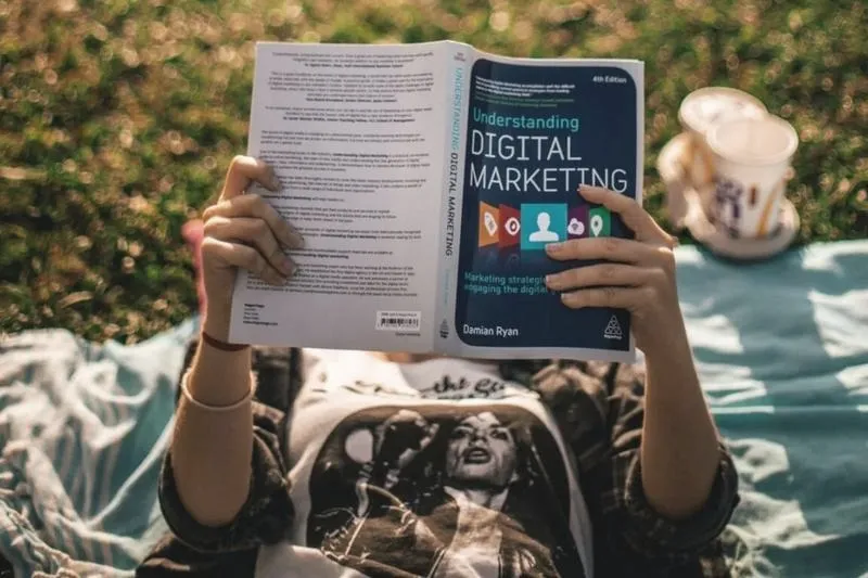 Jak rozpocząć karierę w marketingu i nie popełnić tych samych błędów co inni?