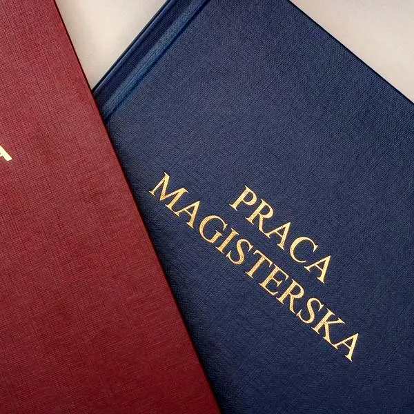 Praca magisterska: ile znaków powinna mieć? Limity i wskazówki
